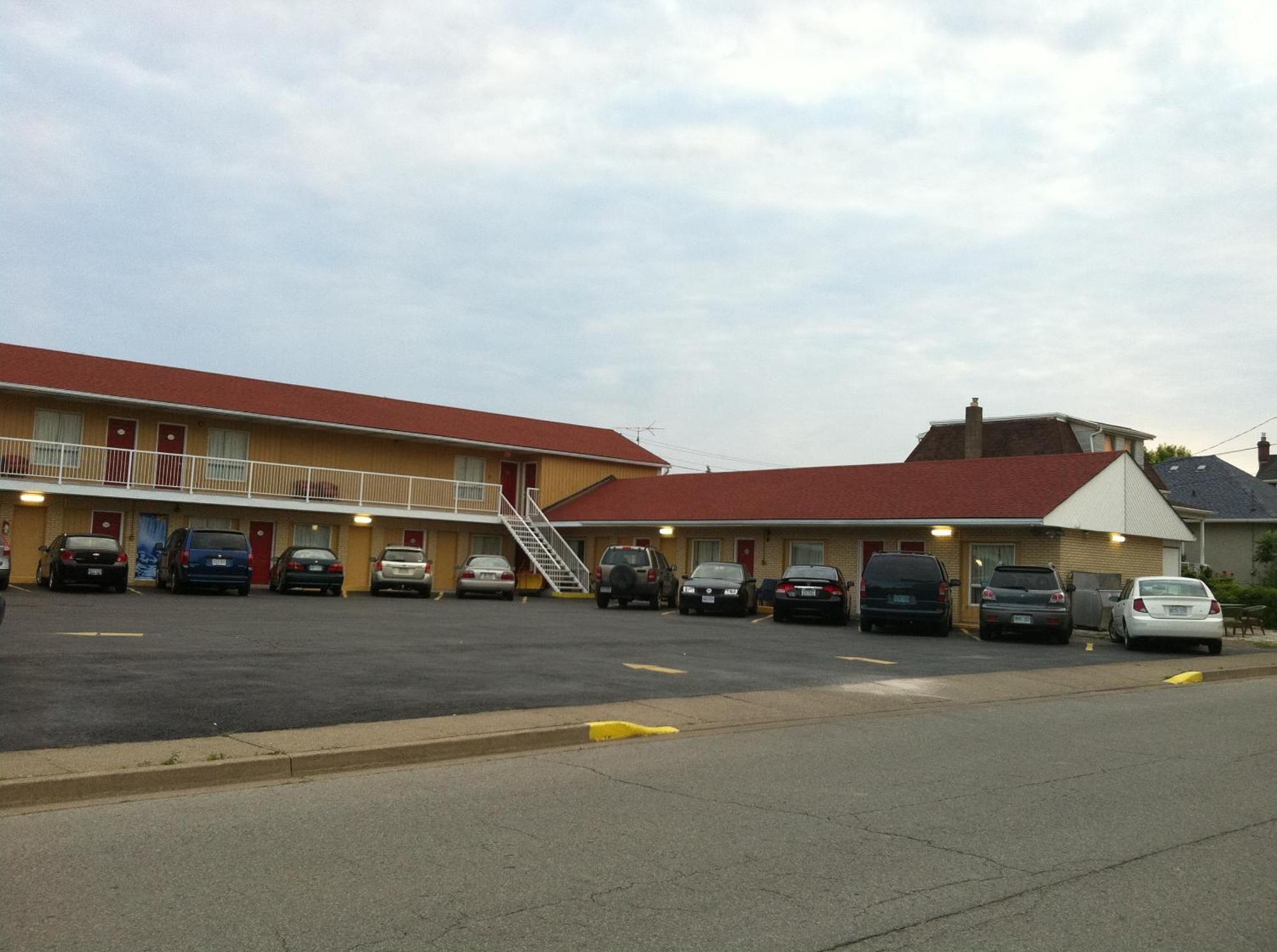 Motel Scottish Near The Falls And Casino Niagara Falls